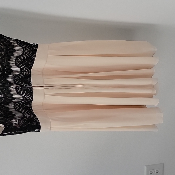 B. Darlin Junior's Sleeveless Dress - Black&Pale/Light Pink - Picture 6 of 11